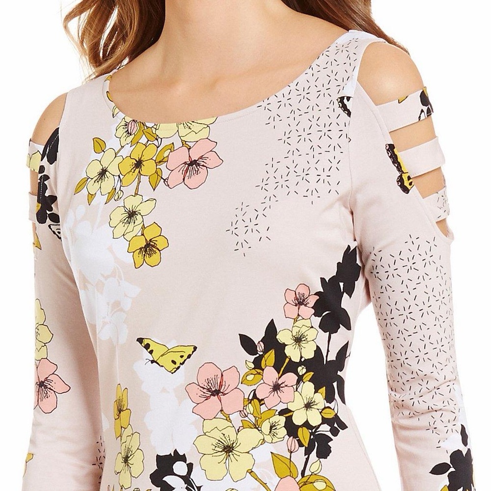 Like 🆕 GUESS caged cutout top / Sz Small